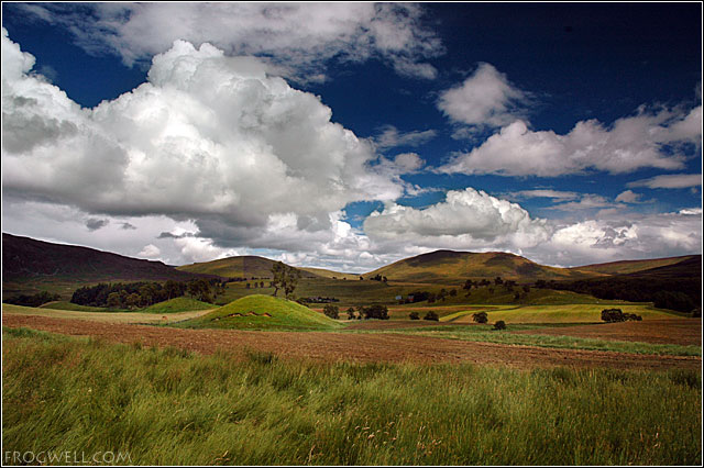 Glen Shee farmland.jpg